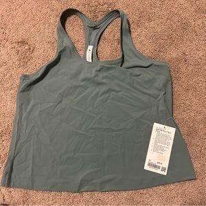 Women’s active tank top